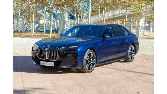 BMW Serie i7 100% Electric